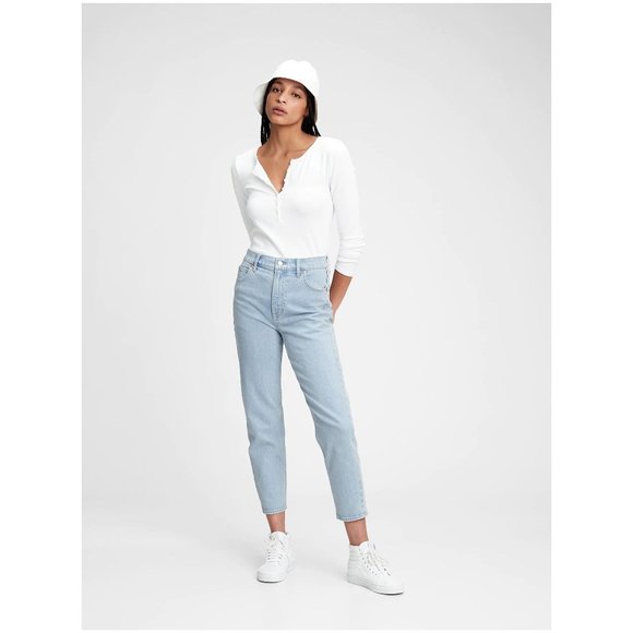GAP Denim - GAP Light Indigo Wash Sky High Waisted Rise Mom Jeans sz 31/12 Short NEW Women's